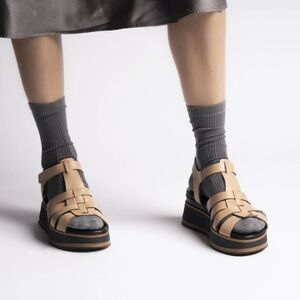 Women's Tan Platform Sandals